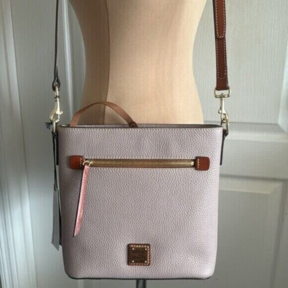 Dooney & Bourke Crossbody Pebble Grain Leath Oyster Zip Handbag Purplish Grey - Picture 10 of 14